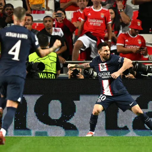 Messi-supera-record-de-Cristiano-Ronaldo-scaled-1.jpg ,