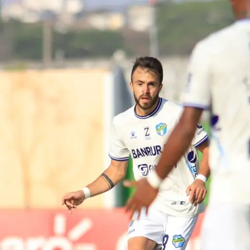 comunicaciones-jugara-ante-equipos-que-luchan-por-no-descender-abril-2023.jpg ,