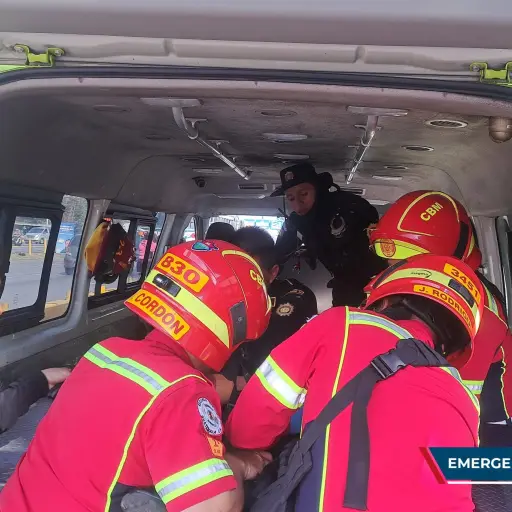 asalto-colonia-landivar-2-scaled-1.jpg ,