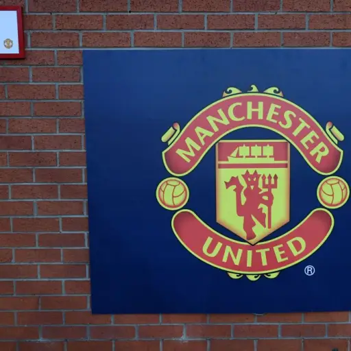 manchester-united-logo-1.jpg ,