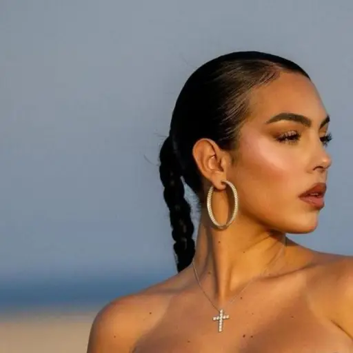 georgina-rodriguez-publinews-abril-2023.jpeg ,