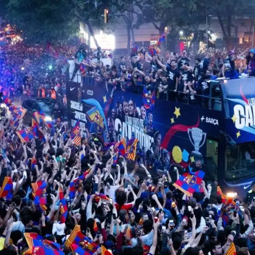 barcelona-festeja-el-titulo-de-la-liga-en-la-calle-marzo-2023.jpg ,