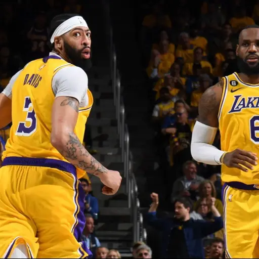 anthony-davis-lebron-james.jpg ,