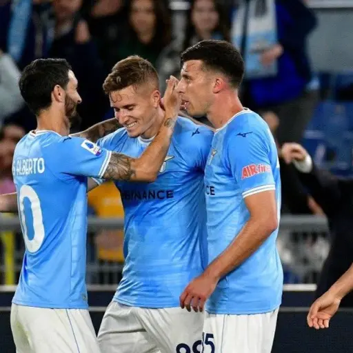 lazzio-gano-y-napoles-debe-esperar-para-ser-campeon-mayo-2023.jpg ,