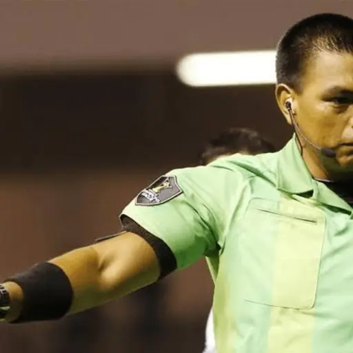 walter-lopez-arbitro-de-la-final-de-liga-de-campeones-de-la-concacaf-mayo-2023.png ,