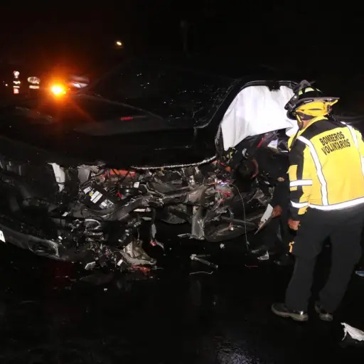 incendio-grua-ruta-el-salvador-guatemala-27-mayo.jpg ,