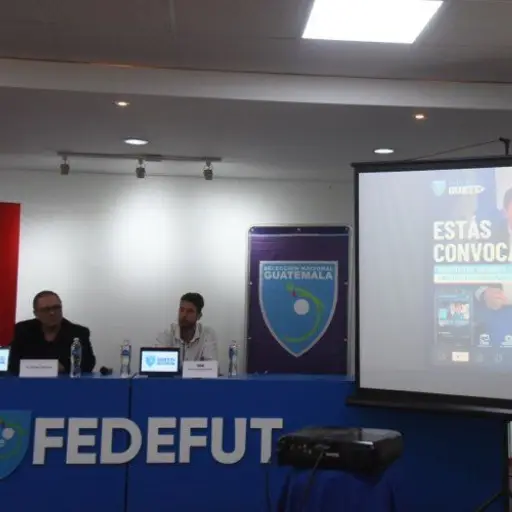 banderazo-de-oro-guatemala-1.jpg ,