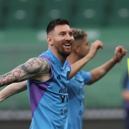 lionel-messi-y-argentina-en-china-junio-2023.jpg ,