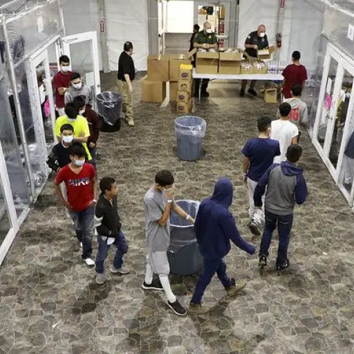 ninos-migrantes-separados-de-sus-padres-de-familia-en-albergue.-migracion-eeuu-estados-unidos-2.jpg ,