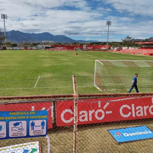 estadio-las-victorias-chiquimula-1.jpg ,