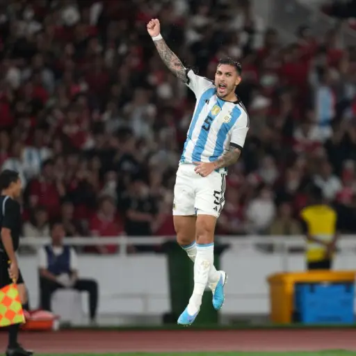 leandro-paredes-amistoso-argentina-indonesia-junio-2023.jpg ,