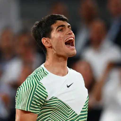 carlos-alcaraz-clasifica-a-semifinales-de-roland-garros-junio-2023.jpg ,