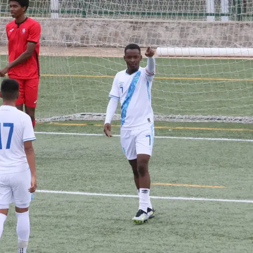 marvin-avila-campamento-espana.jpeg ,