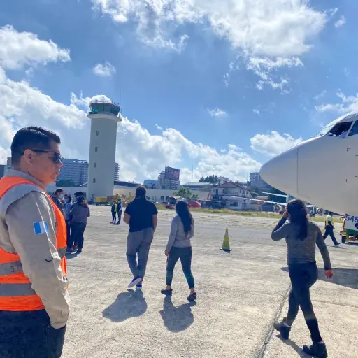 migracion-deportaciones-de-mexico-y-estados-unidos-a-guatemala-22-agosto-2022-foto-migracion.jpg ,