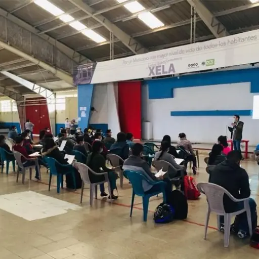 Estudiantes-medicina-hospital-Quetzaltenango.jpg ,