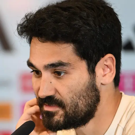 gundogan-puede-dejar-el-barcelona-2023-scaled-1.jpg ,