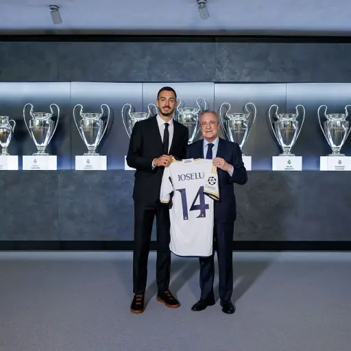 joselu-presentacion-1.jpg ,