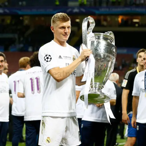 renovacion-kroos.jpg ,