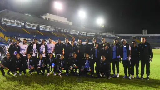 seleccion-de-guatemala-banderazo-de-oro-junio-2023.jpeg ,