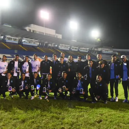 seleccion-de-guatemala-banderazo-de-oro-junio-2023.jpeg ,