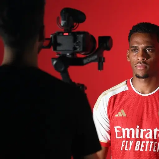 arsenal-ficha-a-Timber-2.jpg ,