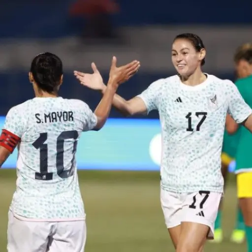 mexico-gelea-a-jamaica-previo-a-medirse-a-guatemala-julio-2023.jpg ,