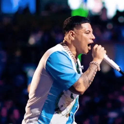 eduin-caz-grupo-firme-se-despide.png ,