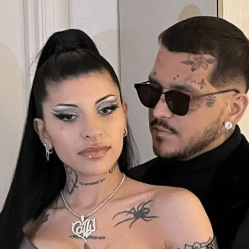 cazzu-y-nodal-publinews-1.png ,