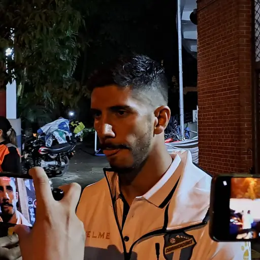 Gordillo-habla-de-su-primer-partido-en-Comunicaciones-2.jpeg ,