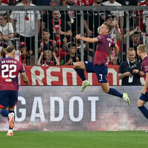 Leipzig-derrota-al-Bayern-en-la-supercopa-de-Alemania-y-debut-de-Kane-1.jpg ,