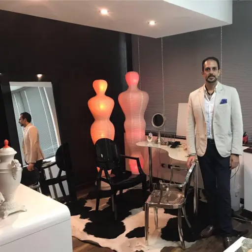 Kevin-Malouf-cirujano-plastico.jpg ,