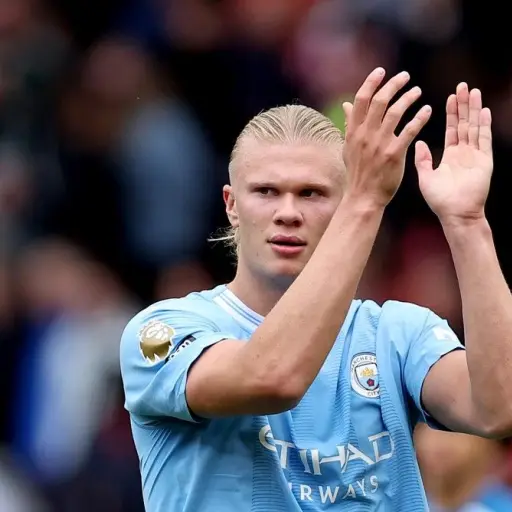 jugador-del-ano-de-la-uefa-erling-haaland-agosto-2023.jpg ,