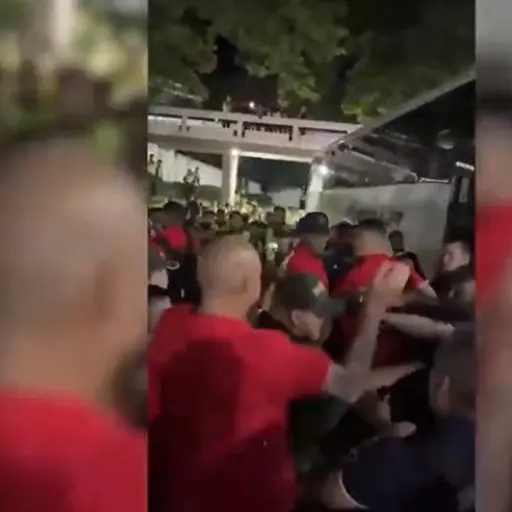 pelea-jugadores-america-cali-policia-agosto-2023.jpg ,