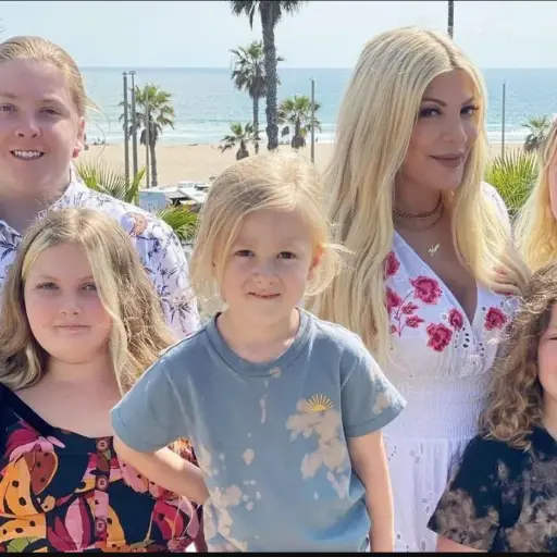 tori-spelling-hijos.jpg ,