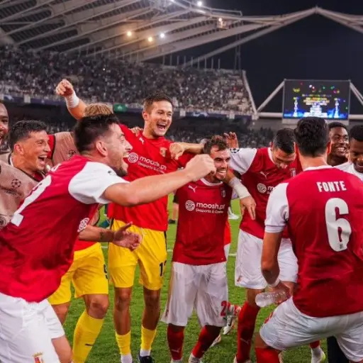 braga-clasifica-a-fase-de-grupos-de-champions-league-agosto-2023.jpg ,