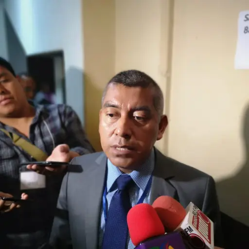 D8zReKDWsAMV-5o.jpg ,