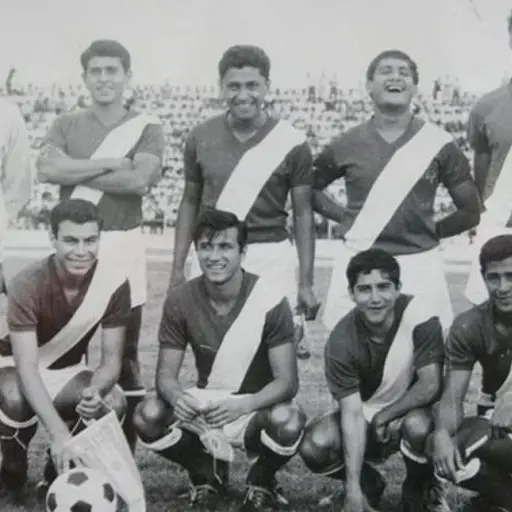 seleccion-de-guatemala-campeon-norceca-1967.jpg ,