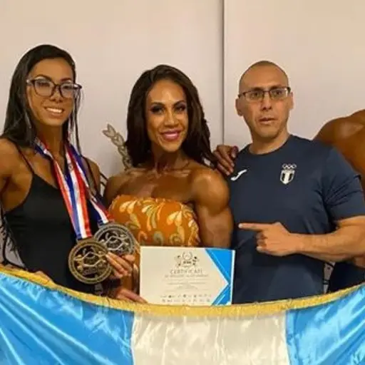 roni-zamora-entrenador-de-fisicoculturismo-septiembre-2023-1.jpg ,