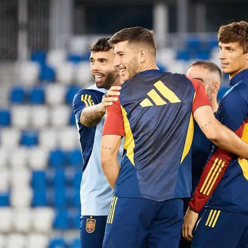 espana-entreno-2.jpg ,