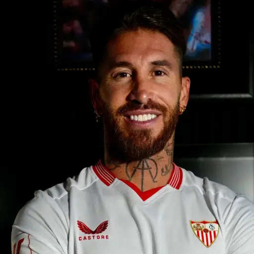 Sergio-ramos-ficha-por-el-sevilla-2023-scaled-1.jpg ,