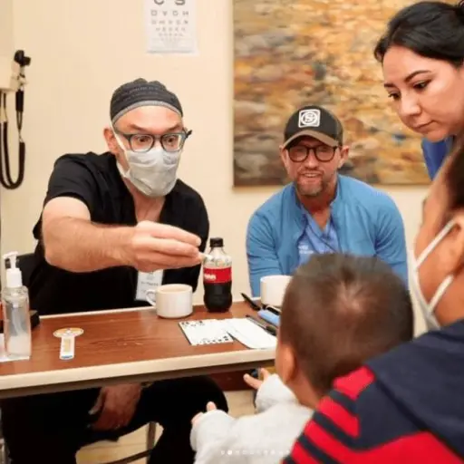 centro-moore-1.png ,