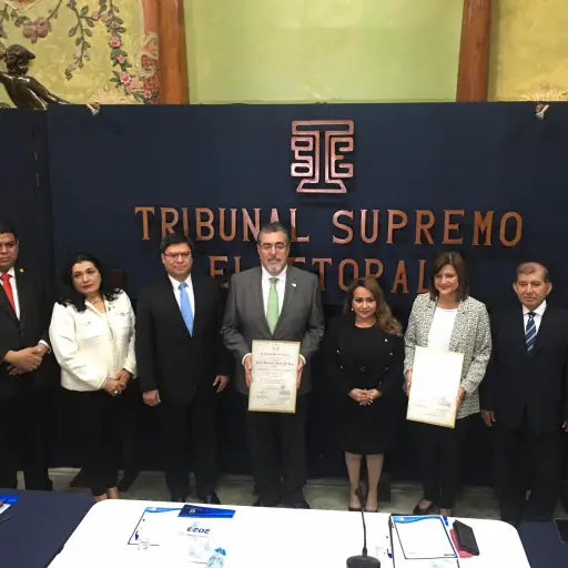 tse-entrega-credenciales-binomio-semilla.jpg ,