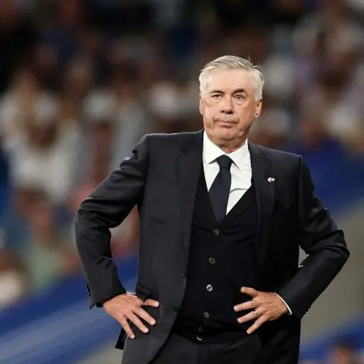 carlo-ancelotti-tecnico-del-real-madrid-septiembre-2023.jpg ,
