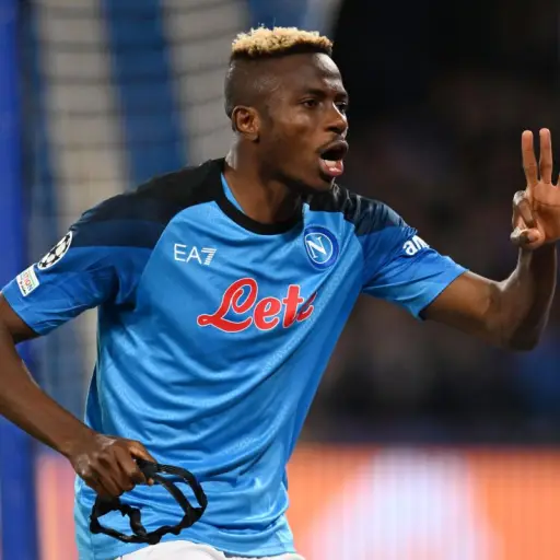 victor-osimhen-napoles-calsifica-a-cuartos-de-final-de-la-uefa-champions-league-marzo-2023.jpg ,