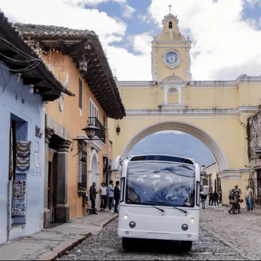 Antigua-Guatemala-publinews-marzo-2023-.png ,