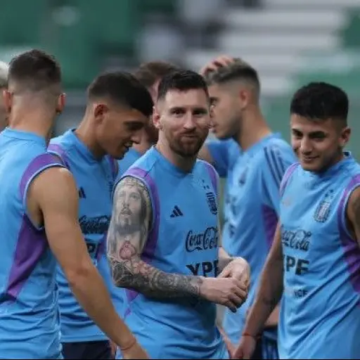 messi-apunta-a-ser-titular-ante-Paraguay-2.jpg ,