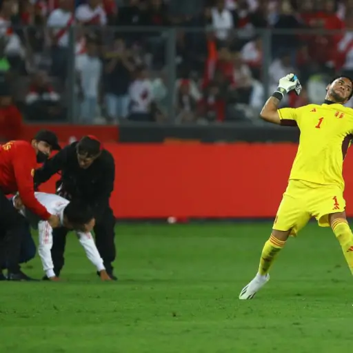 pedro-gallese-encontra-de-aficion-peruana-octubre-2023-1.jpg ,