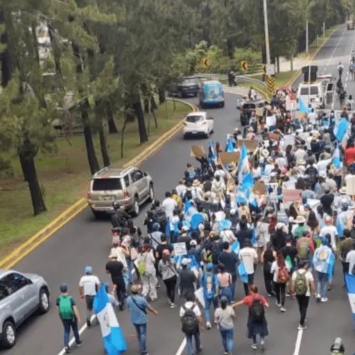 manifestacion-estudiantes-url-uvg-vista-hermosa-6-octubre-2023-2.png ,