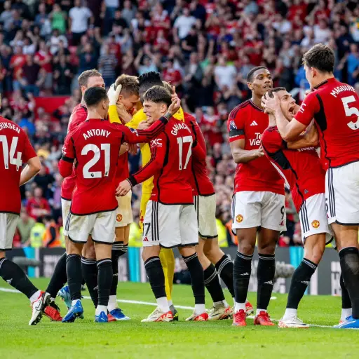 celebracion-scott-mctominay-2.jpeg ,