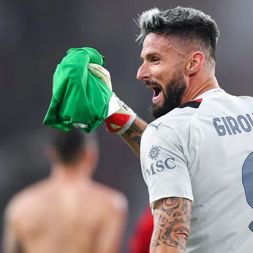 Giroud-portero-scaled-1.jpg ,